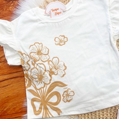 Conj. Camiseta com Flores Douradas e Short em Linho - Off White